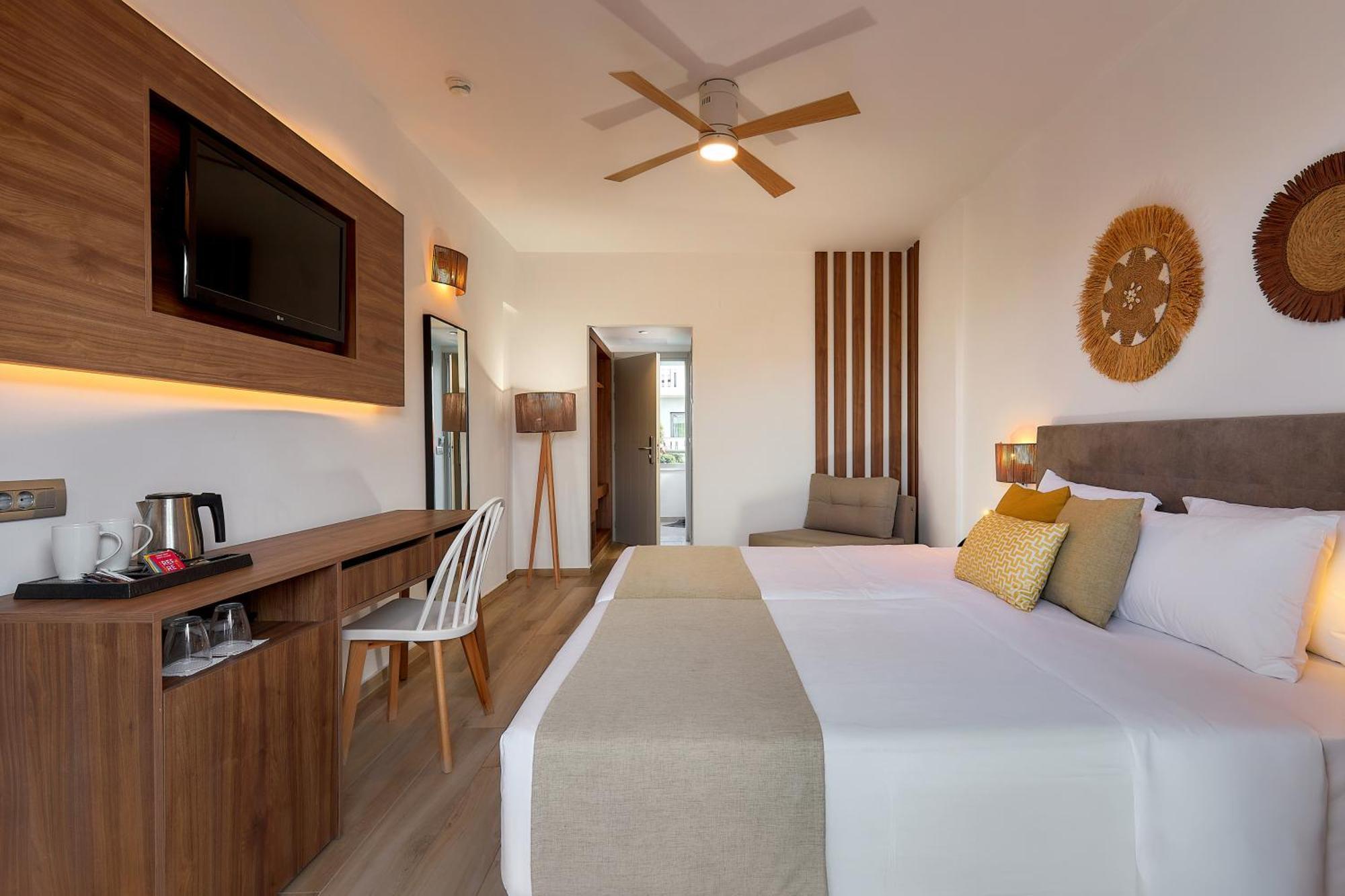 Kyknos Beach Hotel & Bungalows Malia  Ngoại thất bức ảnh